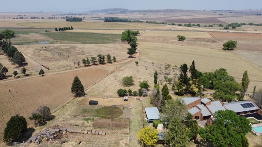 5 Bedroom Property for Sale in Bethlehem Rural Free State